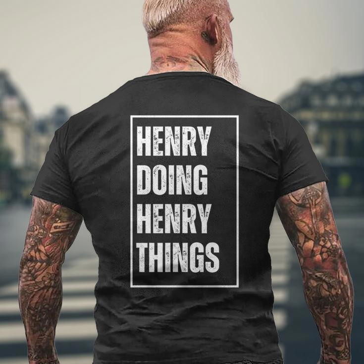 Henry Doing Henry Things Lustigerornamen Geburtstag T-Shirt mit Rückendruck Geschenke für alte Männer