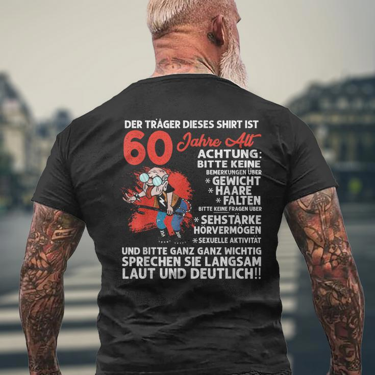 Herren Kurzärmliges Herren-T-Kurzärmliges Herren-T-Shirt mit Aufdruck Der Träger Ist 60 Jahre Alt, Schwarzes Geschenkshirt Geschenke für alte Männer