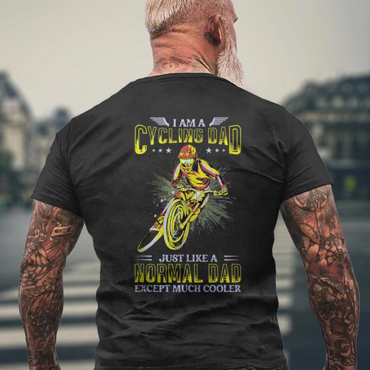 Herren Radfahrer Papa Wie Ein Normaler Papa Aber Cooler Lustiges T-Shirt mit Rückendruck Geschenke für alte Männer