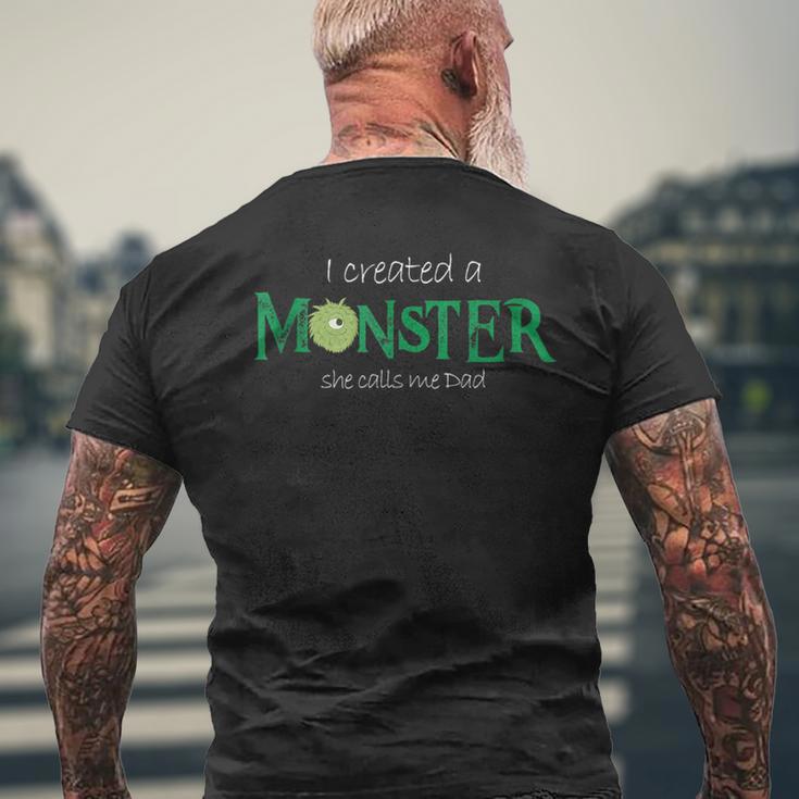 Ich Schuf Ein Monster Das Sie Mich Nennt Papaatertag T-Shirt mit Rückendruck Geschenke für alte Männer