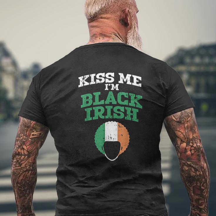 - Kiss Me Im Black Irish St Patricks Day Afro African Mens Back Print T-shirt Gifts for Old Men