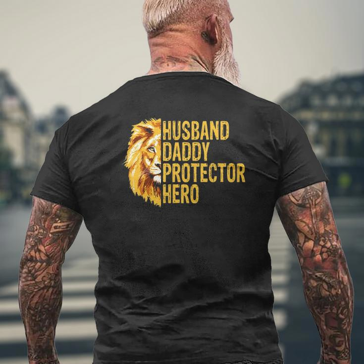Lion Dad Husband Daddy Protector Hero Fathers Day Mens Back Print T-shirt Gifts for Old Men