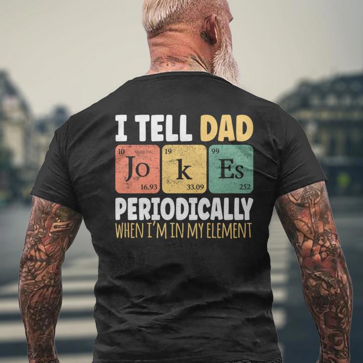 Papa- Ich Erzähle Papa Witze Regelmäßigatertag T-Shirt mit Rückendruck Geschenke für alte Männer