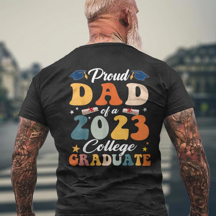Proud Dad Of A 2023 Graduate Graduation Family Mens Back Print T-shirt Gifts for Old Men