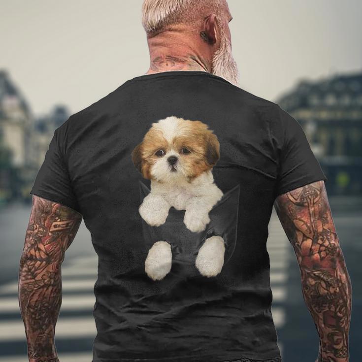 Shih Tzu Puppy In Pocket T-Shirt mit Rückendruck Geschenke für alte Männer