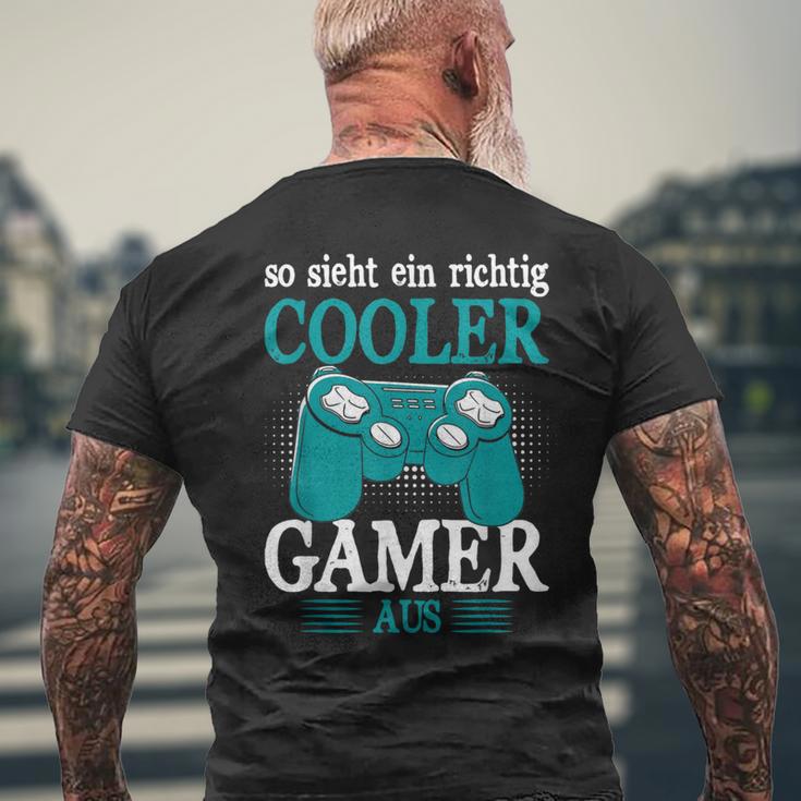 So Sieht Ein Richtig Cooler Gamer Aus Zocker Boys' T-Shirt mit Rückendruck Geschenke für alte Männer