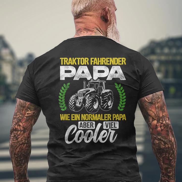 Tractor Fahrender Papa Wie Ein Normaler Papa Aber Cooler T-Shirt mit Rückendruck Geschenke für alte Männer