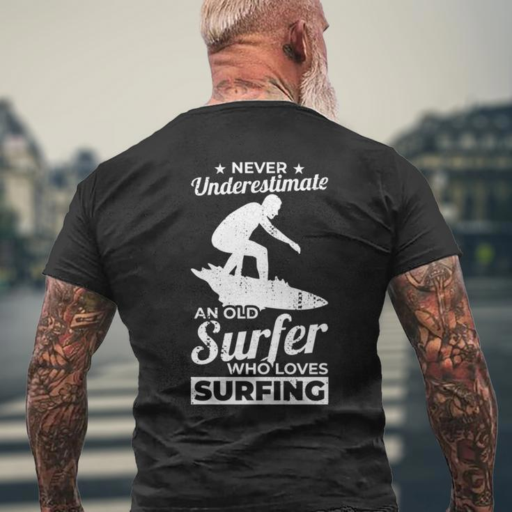 Never Underestimate An Old Surfer Surfing Grandpa Men's T-shirt Back Print Gifts for Old Men