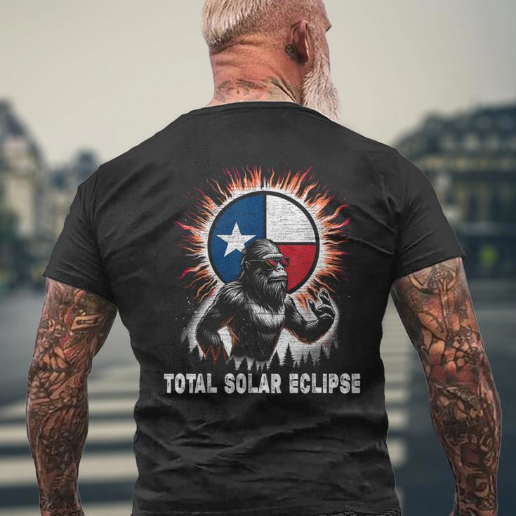 Vintage Bigfoot Total Solar Eclipse Texas Flag Men's T-shirt Back Print Gifts for Old Men