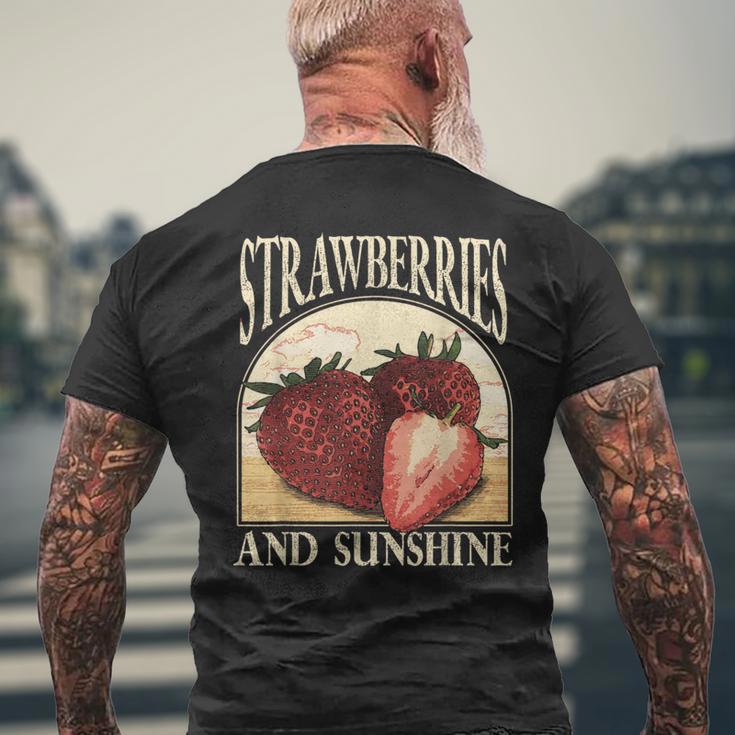 Vintage Strawberry Vegetarian Fruit Strawberries Vegan Men's T-shirt Back Print Gifts for Old Men