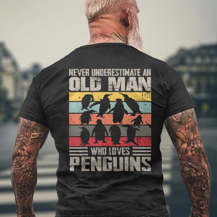 Vintage Never Underestimate An Old Man Who Loves Penguins Men's T-shirt Back Print Gifts for Old Men