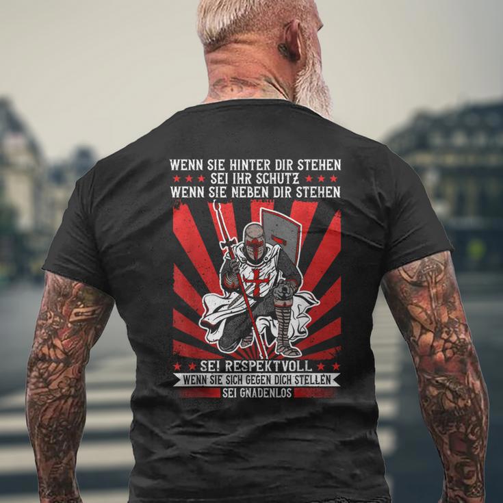 Wenn Sie Hinter Dir Stehen Crusader Knight Templar Costume T-Shirt mit Rückendruck Geschenke für alte Männer