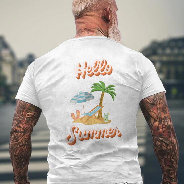 Hello Summer – Mit Sand Meer Sonnenschirm Und Palmenstimmung T-Shirt mit Rückendruck Geschenke für alte Männer