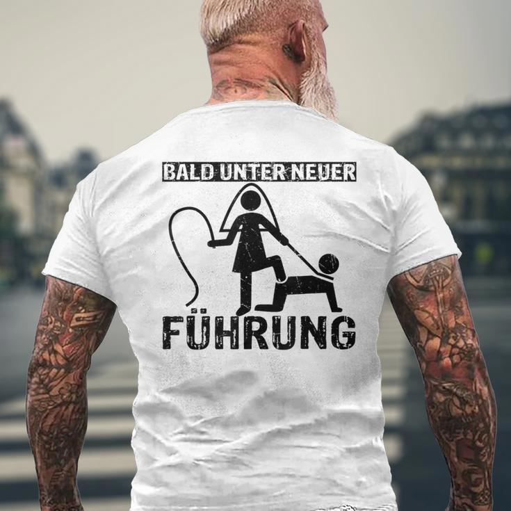 Jga Bald Unter Neuen Führung Mit Braut & Bräutigam T-Shirt mit Rückendruck Geschenke für alte Männer