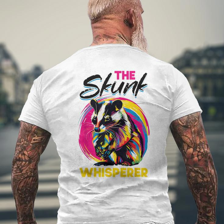 Lustiges Stinktier The Skunk Whisperer T-Shirt mit Rückendruck Geschenke für alte Männer