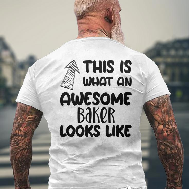 Toller Bäcker Lustiger Beruf T-Shirt mit Rückendruck Geschenke für alte Männer