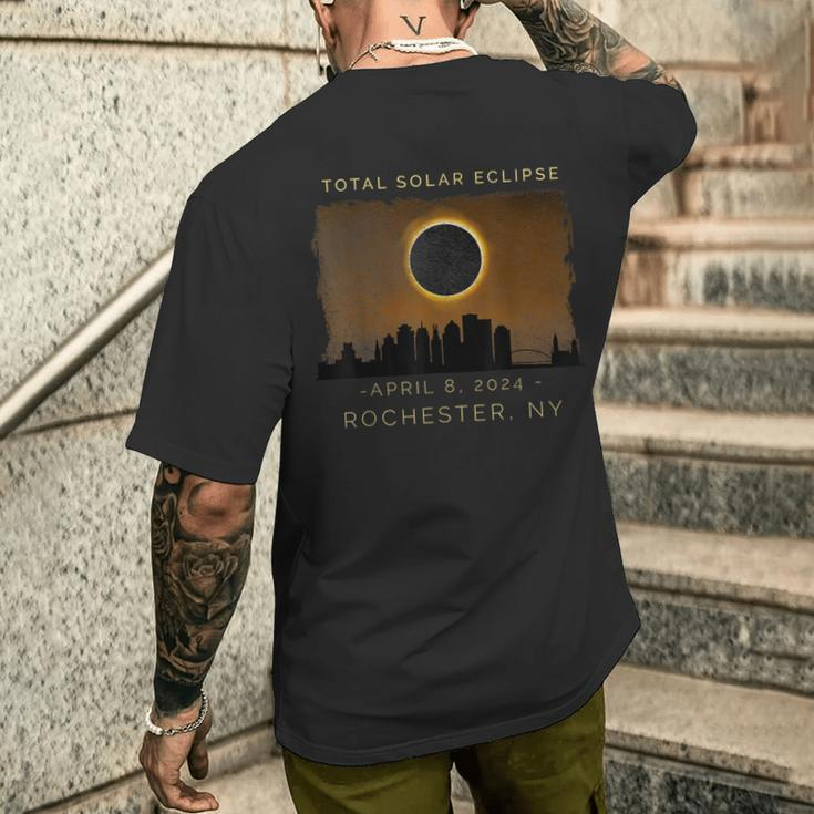 2024 Total Solar Eclipse In Rochester New York Vintage Men's T-shirt Back Print Gifts for Him