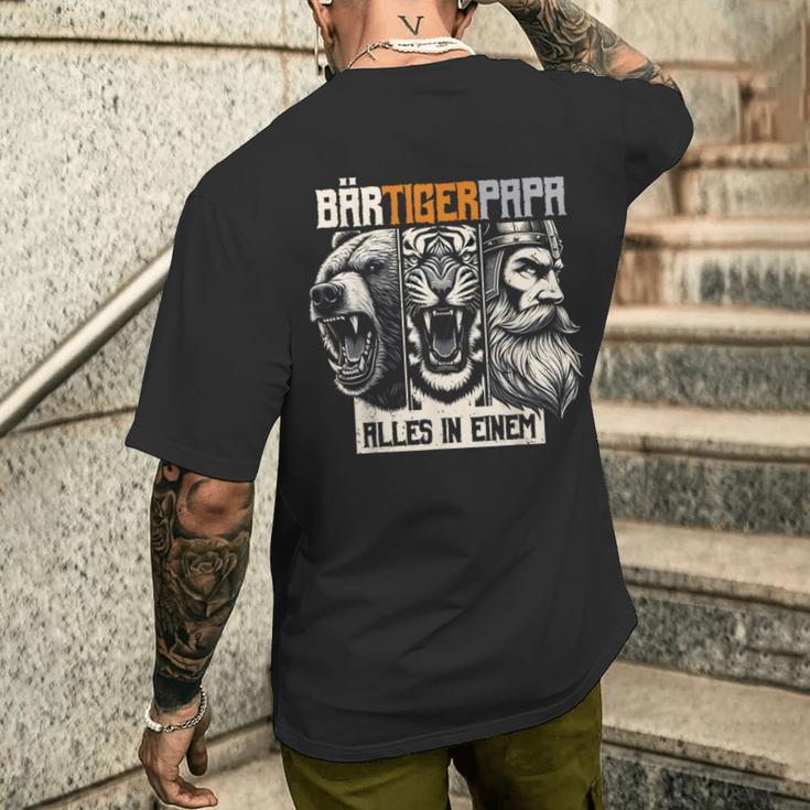 Bärtigerpapa Bartollbart Bär Tigerater Bärtigermann Papa T-Shirt mit Rückendruck Geschenke für Ihn