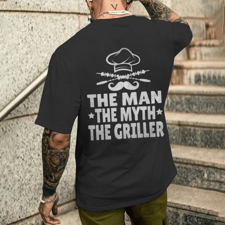 Bbq Der Mann Der Mythos Der Griller Lustiger Papaatertag T-Shirt mit Rückendruck Geschenke für Ihn