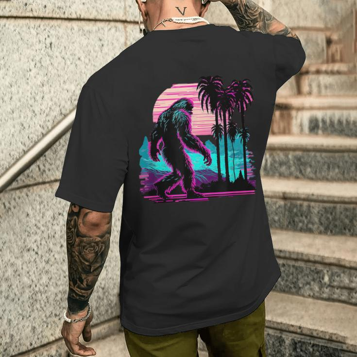 Bigfoot Sasquatch Cool Yeti Vaporwave Men's T-shirt Back Print Gifts for Him