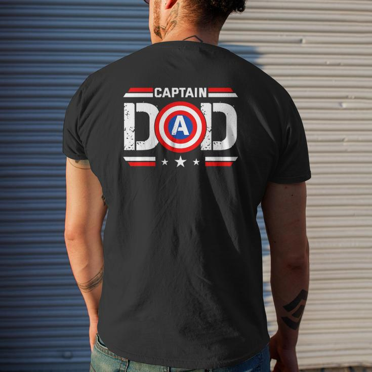 Captain Dad Superhero Men Fathers Day Vintage Dad Mens Back Print T-shirt Gifts for Him