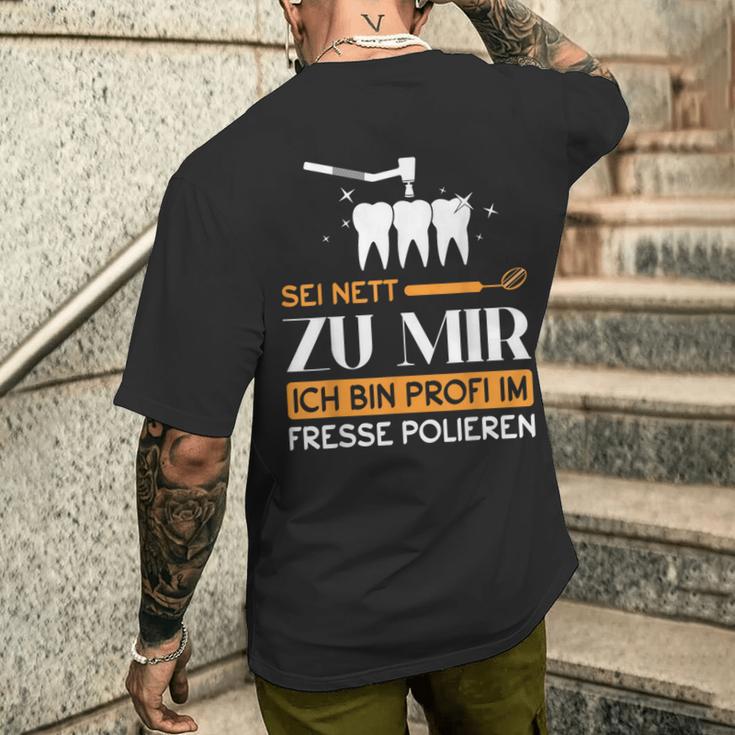 Dentist Dental Helper Ich Bin Profi Im Fresse Polieren T-Shirt mit Rückendruck Geschenke für Ihn