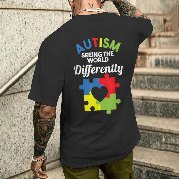 Die Welt Anders Sehen Das Awareness Für Autismus T-Shirt mit Rückendruck Geschenke für Ihn