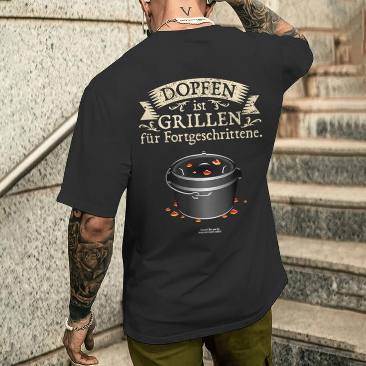 Dutch Oven Dopfen Vs Grillen Dutch Oven S T-Shirt mit Rückendruck Geschenke für Ihn