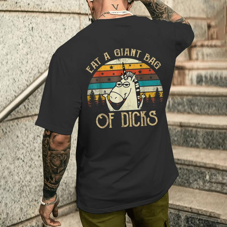Eat A Giant Bag Of Dicks Einhorn Lustiger Spruch T-Shirt mit Rückendruck Geschenke für Ihn
