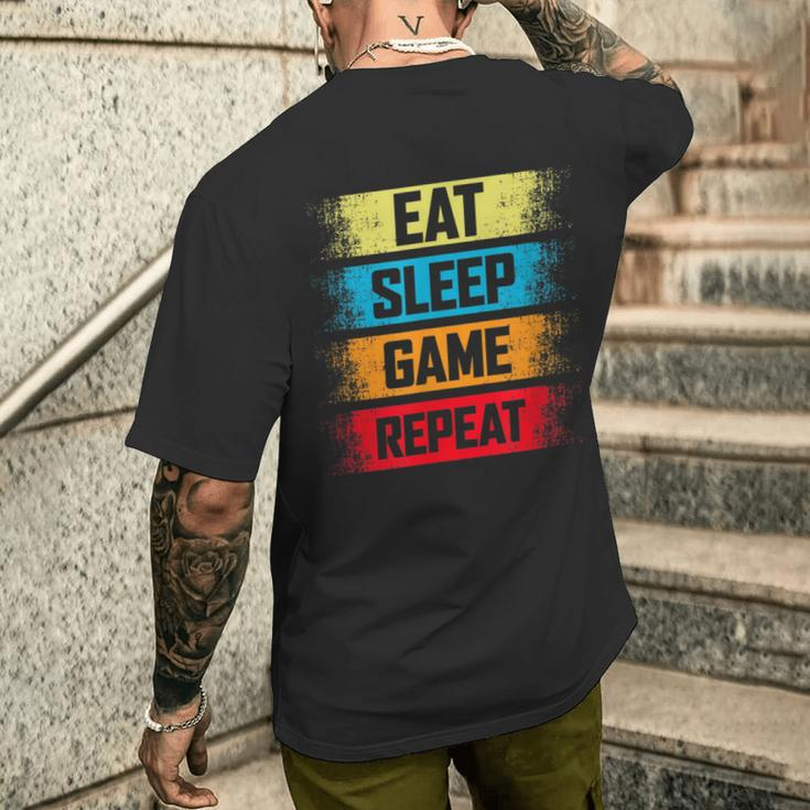 Eat Sleep Game Repeat Gaming T-Shirt mit Rückendruck Geschenke für Ihn