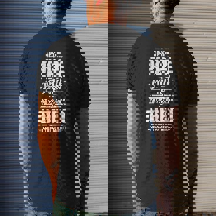Eres Un Papá Genial Y El Mejor Abuelo En Todo El Mundo Mens Back Print T-shirt Gifts for Him