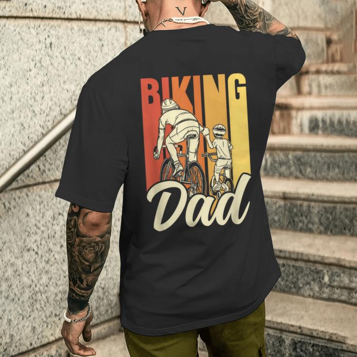 Fahrradfahrenderater Radfahren Radfahrer Fahrrad Papa Papi T-Shirt mit Rückendruck Geschenke für Ihn