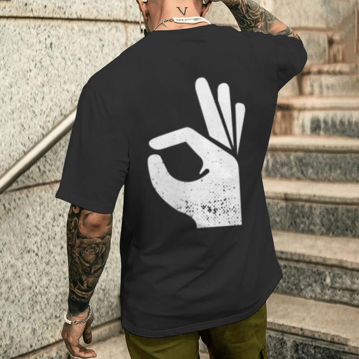 Handsign Reinguckt Reingeschaut Meme T-Shirt mit Rückendruck Geschenke für Ihn