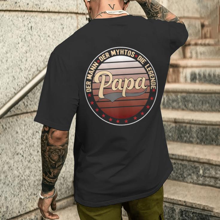 Herrenaterintage Geschenk Der Mann Der Mythos Die Legende Papa T-Shirt mit Rückendruck Geschenke für Ihn