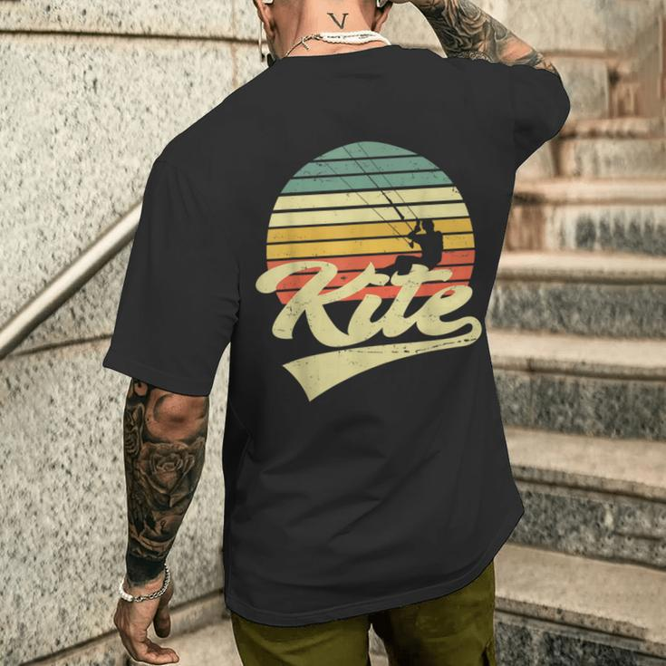 Kite Kiten Kiteboarding Kitesurfing Surf Vintage Retro T-Shirt mit Rückendruck Geschenke für Ihn