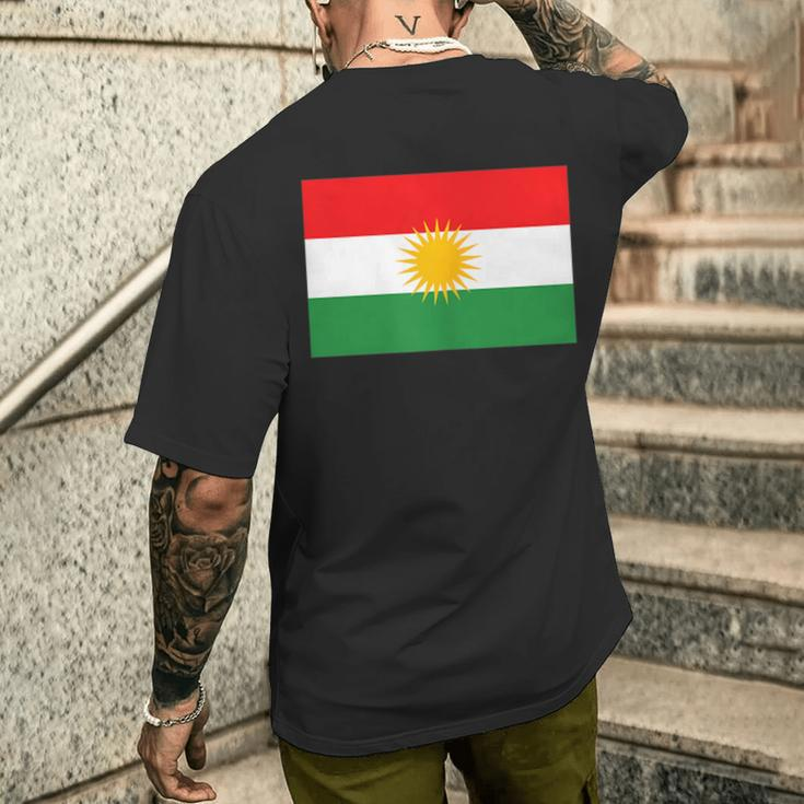 Kurdish Flag Kurdin Motif Rojava Pumpdistan Colours T-Shirt mit Rückendruck Geschenke für Ihn
