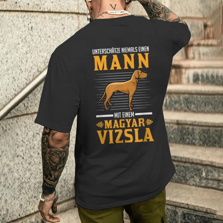 Magyarizsla Man Wire Hairizsla T-Shirt mit Rückendruck Geschenke für Ihn