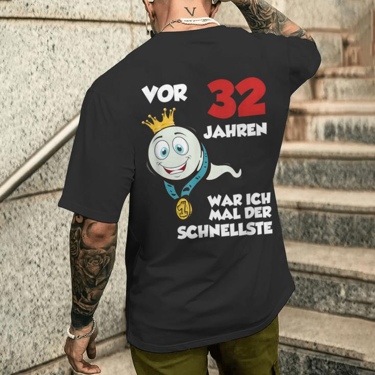 Man Vor 32 Jahren Schnellster Slogan Schwarz Kurzärmliges Herren-T-Kurzärmliges Herren-T-Shirt zum 32. Geburtstag Geschenke für Ihn