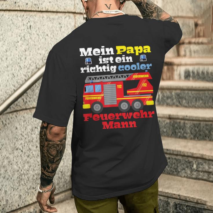 Mein Papa Ist Ein Richtig Cooler Fireman T-Shirt mit Rückendruck Geschenke für Ihn