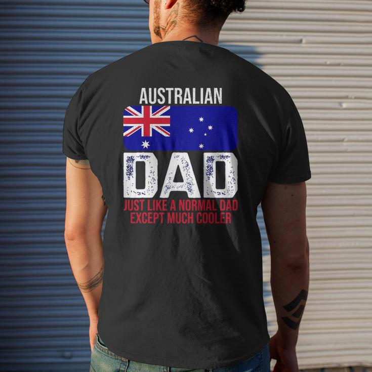 Mens Australian Dad Australia Flag For Father's Day Mens Back Print T-shirt Gifts for Him