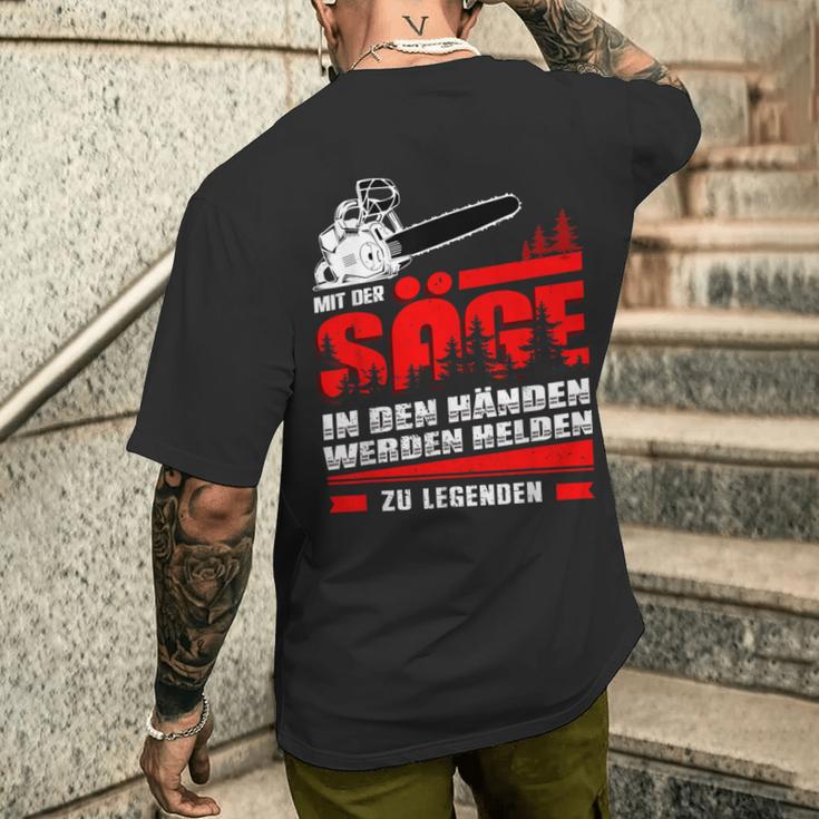 Men's Mit Der Säge In Den Hände Werden Helden Zu Legend T-Shirt mit Rückendruck Geschenke für Ihn