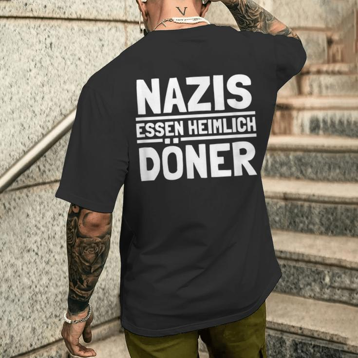 Nazis Essen Heimlich Döner Gegen Nazis Sayings T-Shirt mit Rückendruck Geschenke für Ihn