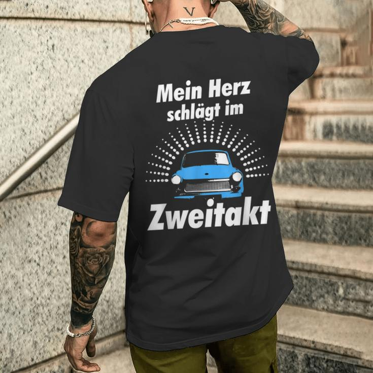 Ostdeutschland Ossi Two Stroke Trabbi Idea T-Shirt mit Rückendruck Geschenke für Ihn
