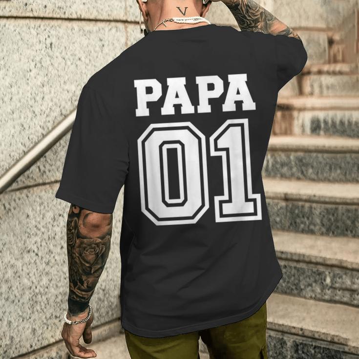 Papa 01 T-Shirt mit Rückendruck Geschenke für Ihn