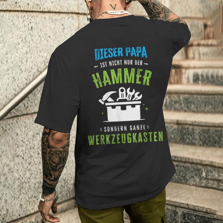 Papa Ist Nicht Nur Der Hammer Sondern Ganze Werkzeugkasten T-Shirt mit Rückendruck Geschenke für Ihn