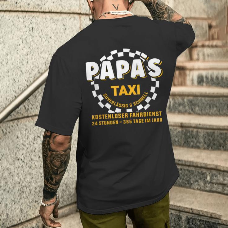 Papa's Taxi Chauffeur Auto Fahrt Bringt Und Holen T-Shirt mit Rückendruck Geschenke für Ihn