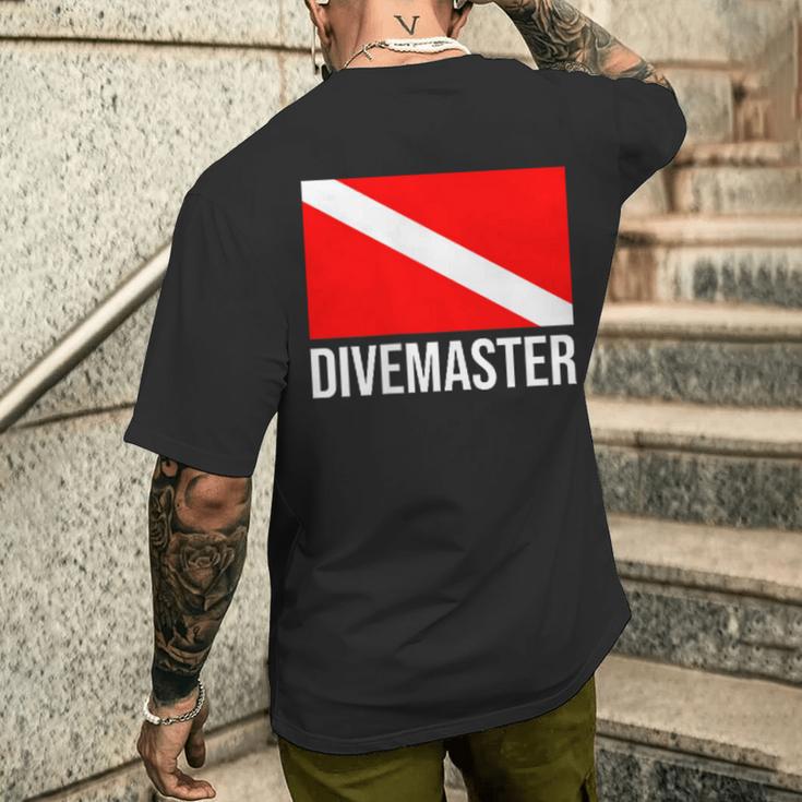 Scuba Flag Diver Down Flag Divemaster T-Shirt mit Rückendruck Geschenke für Ihn