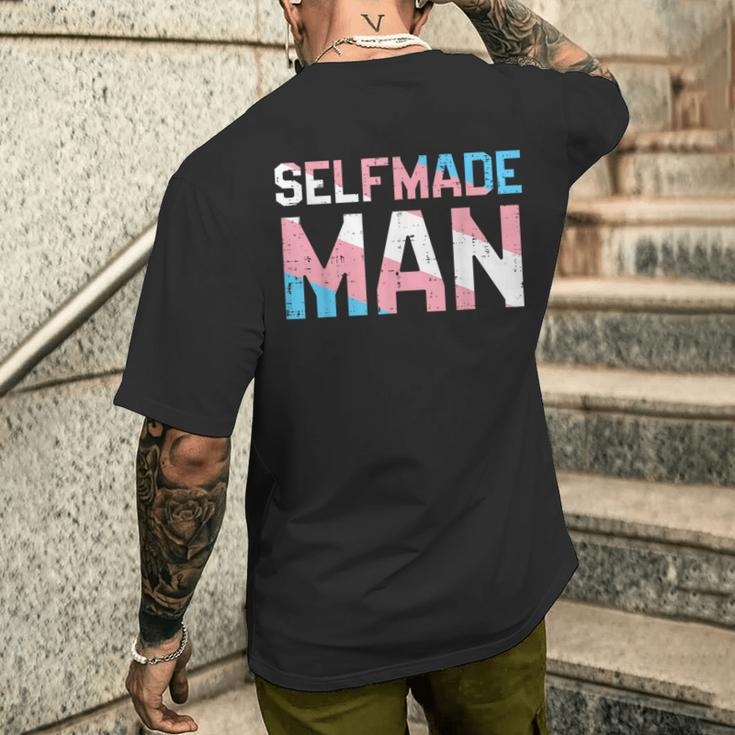 Selfmade Man Transgender Trans Pride Flag Transsexual Ftm T-Shirt mit Rückendruck Geschenke für Ihn