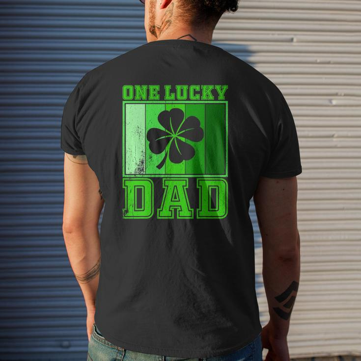 St Patrick's Day One Lucky Dad Vintage Father Mens Back Print T-shirt Gifts for Him