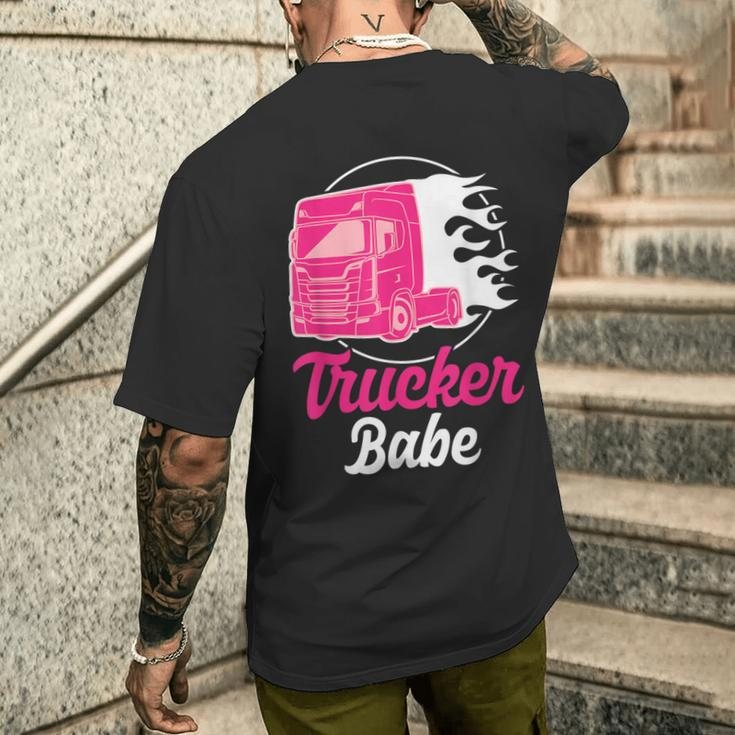 Trucker Babe Truck Driver And Trucker T-Shirt mit Rückendruck Geschenke für Ihn